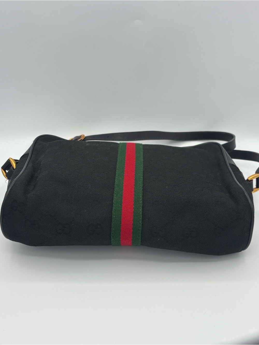 Vintage Gucci Sherry Shoulder Bag -  Black Canvas and Leather - Picture 5 of 14